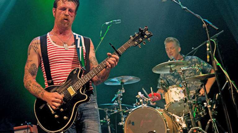 Eagles of Death Metal: Το γκρουπ που γέμισε το Bataclan
