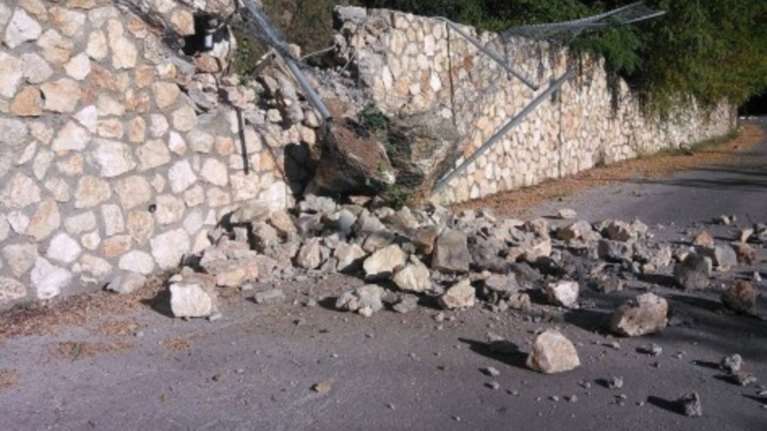 Τα πρώτα βίντεο από τον ισχυρό σεισμό στη Λευκάδα