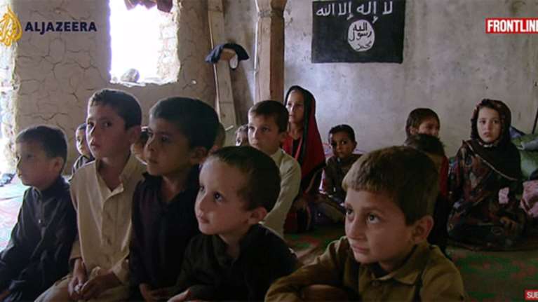 «Σχολείο» του ISIS με μάθημα τη χρήση του καλάσνικοφ