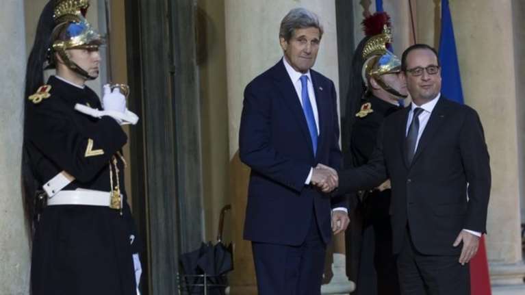 Τύμπανα πολέμου από το μέτωπο Γαλλίας, Ρωσίας και ΗΠΑ