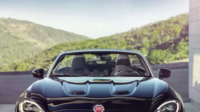 Fiat 124: Οι Ιταλοί (με λίγη Ιαπωνική βοήθεια) επιστρέφουν στα roadster!