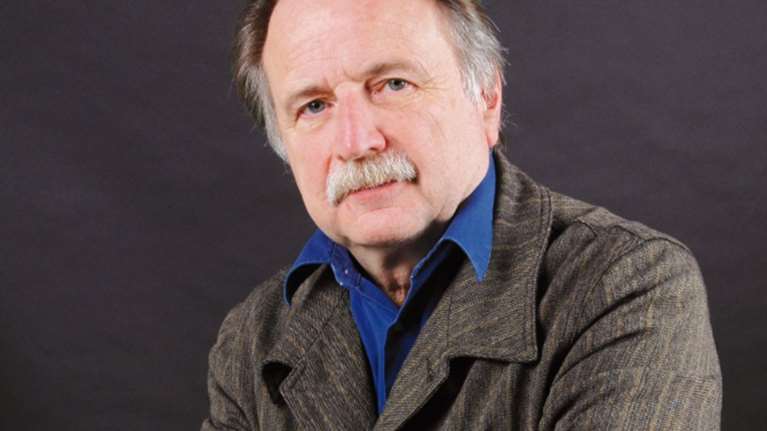 Εγκώμιο των συνόρων του Ρεζί Ντεμπρέ