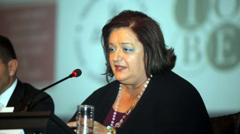 Βγήκαν τα μαχαίρια στην γαλάζια ΚΟ