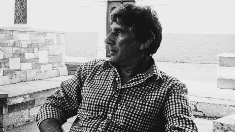 Ο Νικόλας Σεβαστάκης στο TheTOC για τον «Άντρα που πέφτει»