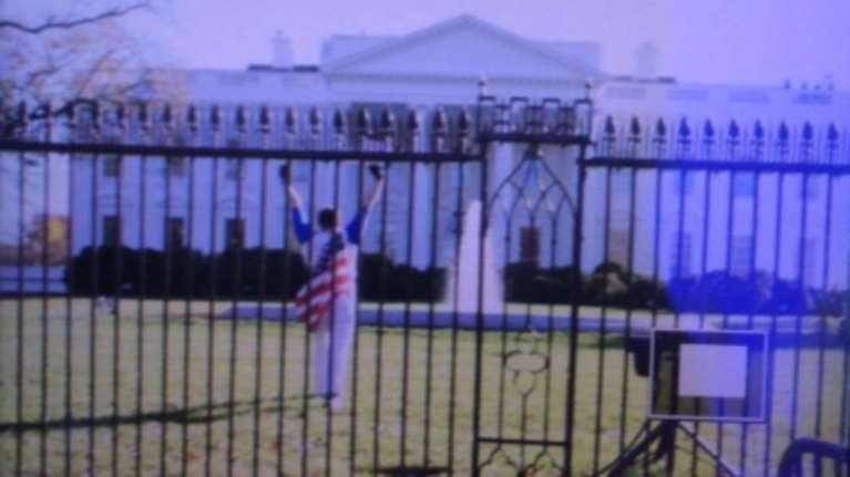 Απρόοπτο στο Λευκό Οίκο προκαλεί συναγερμό