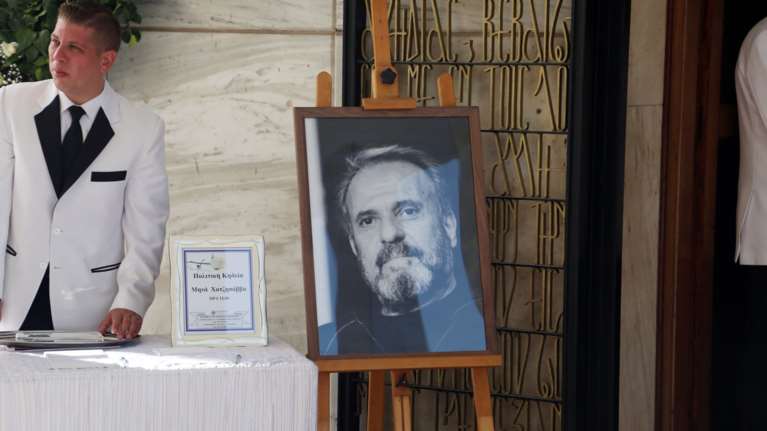 Ολο το ελληνικό θέατρο είπε αντίο στον Μηνά Χατζησάββα