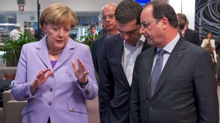 Συνάντηση Τσίπρα-Μέρκελ πριν τη Σύνοδο, πιθανή συμμετοχή Ολάντ
