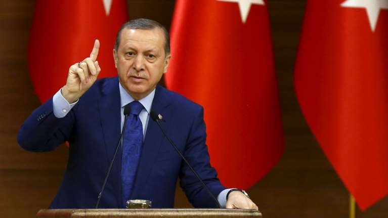 Ο Ερντογάν δείχνει τα «δόντια» του στην Ευρώπη
