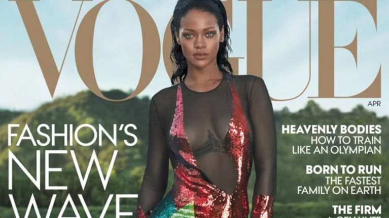 Νέα σούπερ αισθησιακή φωτογράφιση της Ριάνα.Μιλά για τη κόντρα με Μπιγιονσέ