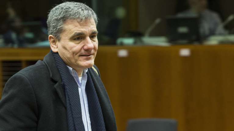 Οι Θεσμοί φεύγουν, πρόσθετοι φόροι 2 δισ. έρχονται