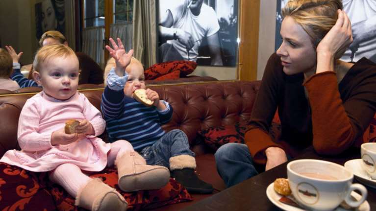 Σαρλίν:Εγώ κι η Γκ. Κέλι.Μυθικές λήψεις με Αλβέρτο &amp; παιδιά κόντρα σε φήμες