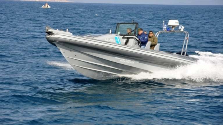 Λιμενικοί στη Χίο άνοιξαν πυρ σε Τούρκους δουλέμπορους