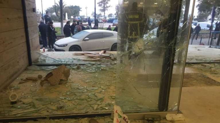 Έξι συλλήψεις για τα επεισόδια χούλιγκαν στη Λευκάδα