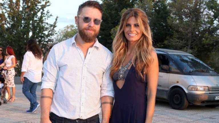 Γιάννης Βαρδής-Νατάσα Σκαφιδά: Δείτε τα πρώτα κλικ από τον γάμο τους