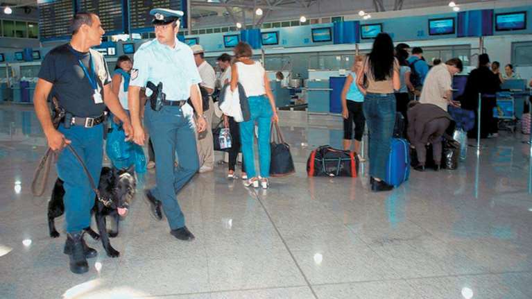 Εκτακτο σχέδιο ασφαλείας 15 ημερών και στην Ελλάδα