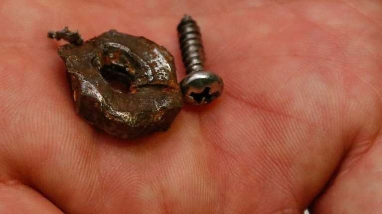 Φωτογραφίες-σοκ:Βίδες &amp; καρφιά σε βόμβες των Βρυξελλών