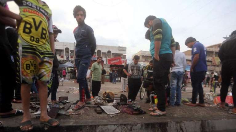 Καμικάζι σκορπίζει το θάνατο σε γήπεδο στο Ιράκ