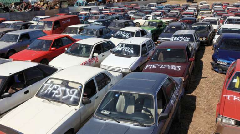 Παράταση έως τον Μάιο στην απόσυρση ΙΧ, τι ισχύει