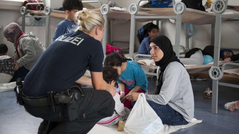 Η Γερμανία σκληραίνει το νόμο για ενσωμάτωση προσφύγων