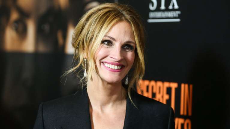 Τζούλια Ρόμπερτς: Η υπέροχη φωτογραφία ως μαθήτρια - ολόιδια 35 χρόνια πριν