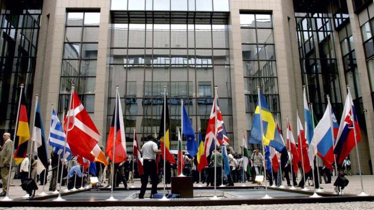 Κομισιόν: Την Δευτέρα επιστρέφουν 500 πρόσφυγες στην Τουρκία