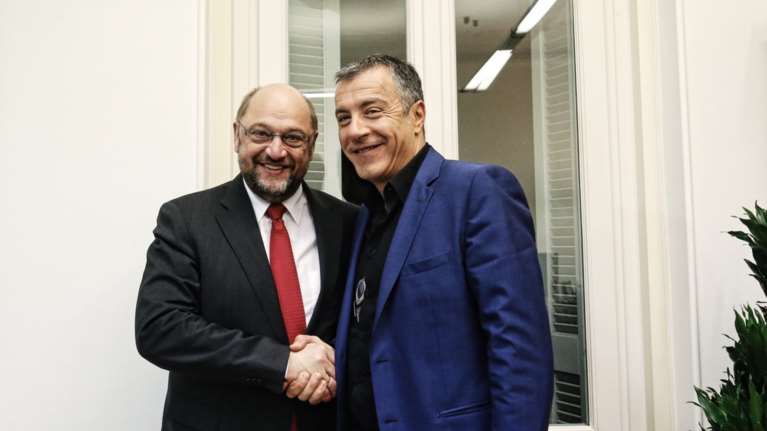 Νέο τετ α τετ Θεοδωράκη- Σούλτς στις Βρυξέλλες