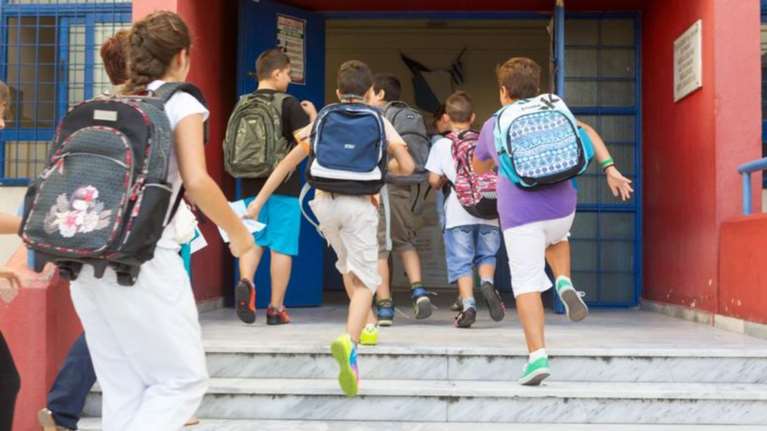 Πελεγρίνης:Αν δε γίνουν προσλήψεις εκπαιδευτικών θα μπει λουκέτο σε σχολεία