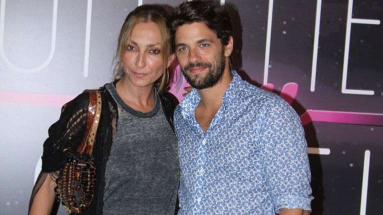 Τότσικας-Ρέβη: Η βάπτιση των διδύμων, τα ονόματα και οι νονές τους