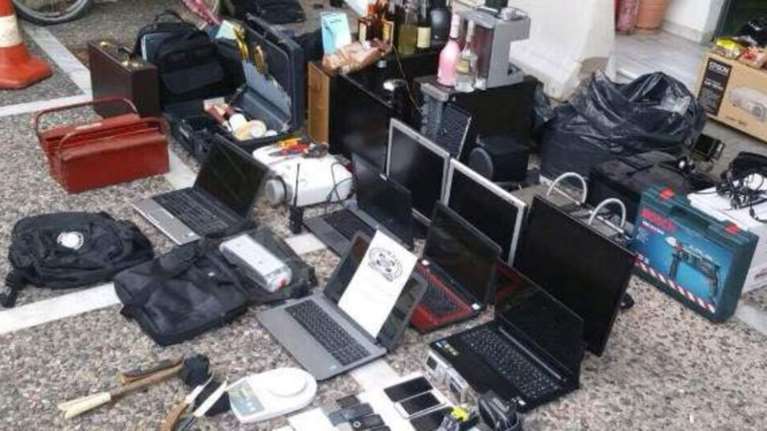 Εξαρθρώθηκε σπείρα που ρήμαζε σχολεία