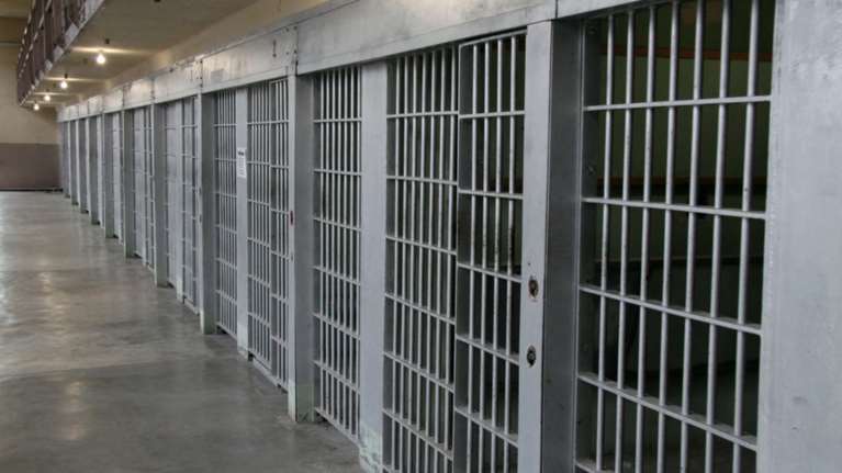 Βολιβία: Φυλακισμένος έθαψε την γυναίκα του μέσα στο κελί του