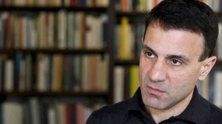 Νέο φορέα ανακοίνωσε ο Κώστας Λαπαβίτσας-Τι λέει για Βαρουφάκη