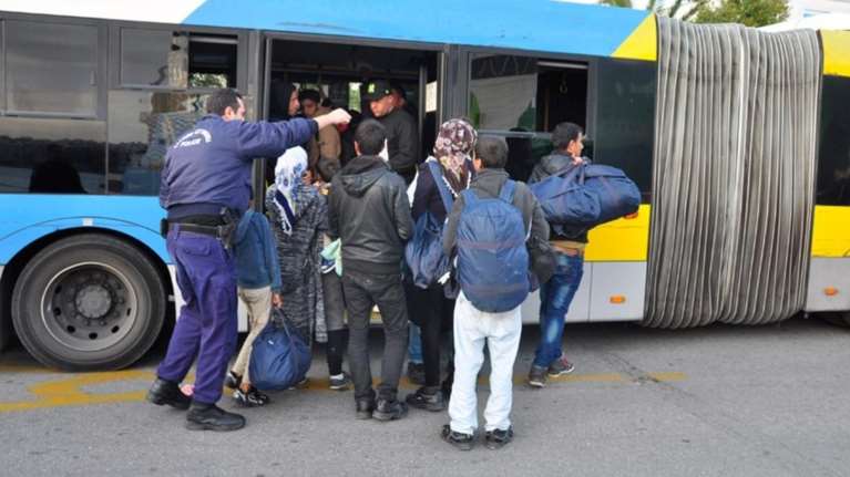 Κάτι φαίνεται να κινείται στον Πειραιά