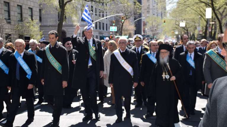 Θαύμα του Υπ.Αμυνας:«Εξαφάνισαν» τον Κυριάκο από την παρέλαση της Ν.Υόρκης