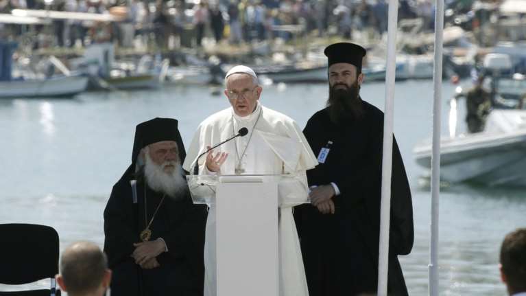 Κοινή δέηση για τους πρόσφυγες που πνίγηκαν