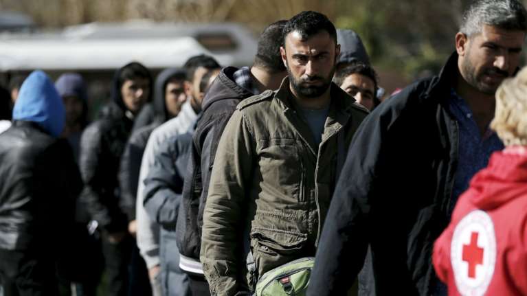 Εκρηκτικό μείγμα με αντιεξουσιαστές στο λιμάνι του Πειραιά