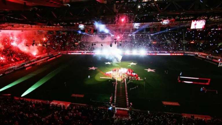 Υπερθέαμα για το 43ο πρωτάθλημα του Ολυμπιακού στο «Καραϊσκάκης»