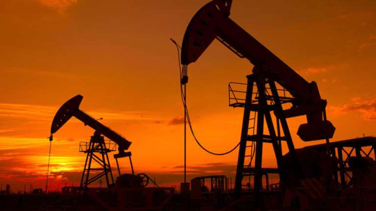 Βουλιάζει η τιμή του πετρελαίου μετά το ναυάγιο στη Ντόχα