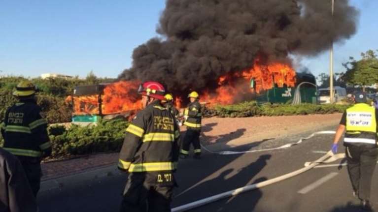 Τρομοκρατική επίθεση σε λεωφορείο στην Ιερουσαλήμ