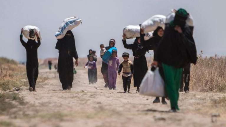 Πάνω από 100.000 Σύριοι στα σύνορα με την Τουρκία