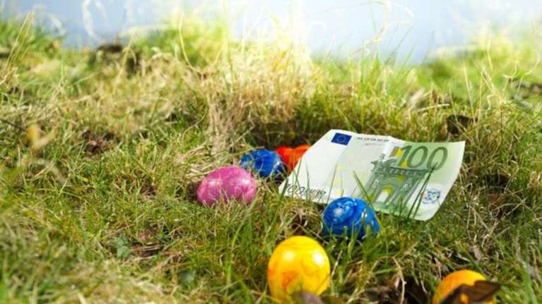 Δουλεύετε στις αργίες του Πάσχα; Δείτε πώς αμείβονται