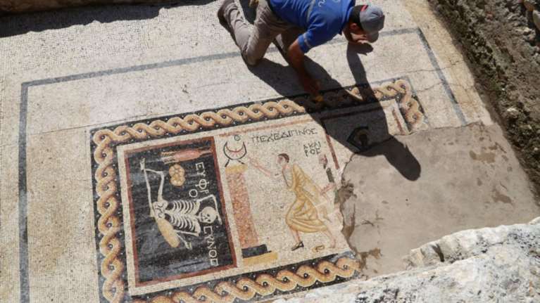 Αρχαίο ελληνικό ψηφιδωτό μας διδάκει το νόημα της ζωής