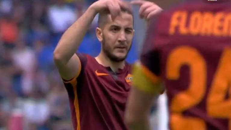 Χτύπησε στο μάτι ο Κώστας Μανωλάς - ΒΙΝΤΕΟ