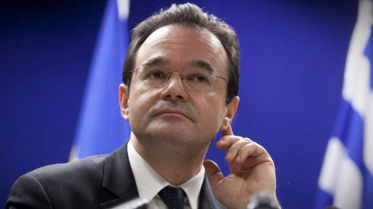 Παπακωνσταντίνου: Η κυβέρνηση Καραμανλή εκτροχίασε την οικονομία το 2009