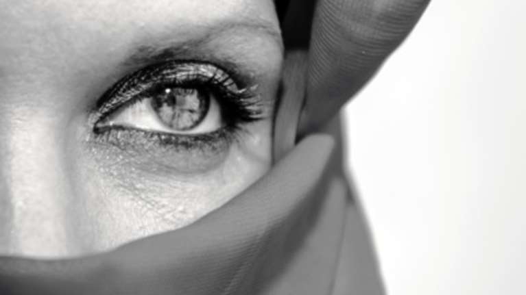 PublicMomentsAwards: Η πολύχρωμη ζωή μας σε άσπρο μαύρο