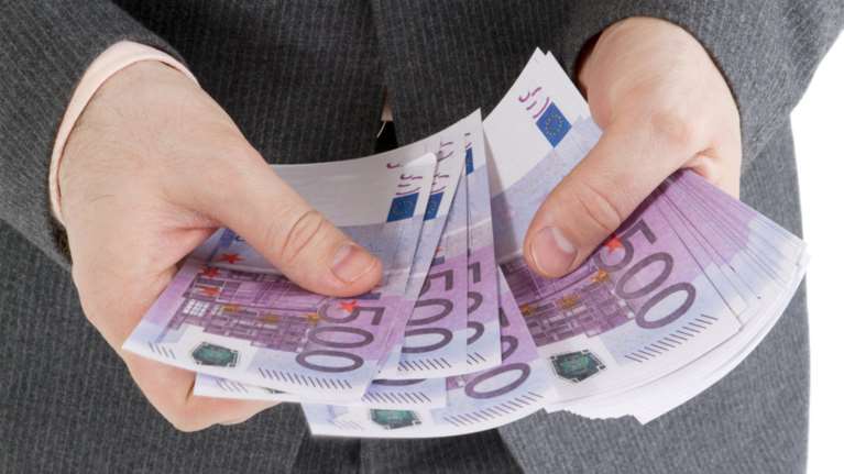 Η ΕΚΤ καταργεί σήμερα το 500ευρω:Τι θα γίνει μετά