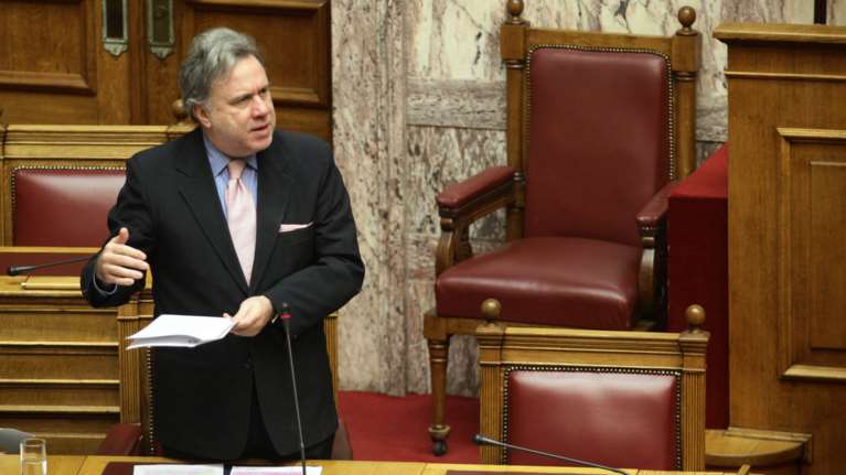 Οι μύθοι Κατρούγκαλου και η αλήθεια για τις συντάξεις