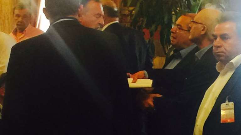 Καυγάς δικηγόρων- βουλευτή του ΣΥΡΙΖΑ στο εντευκτήριο