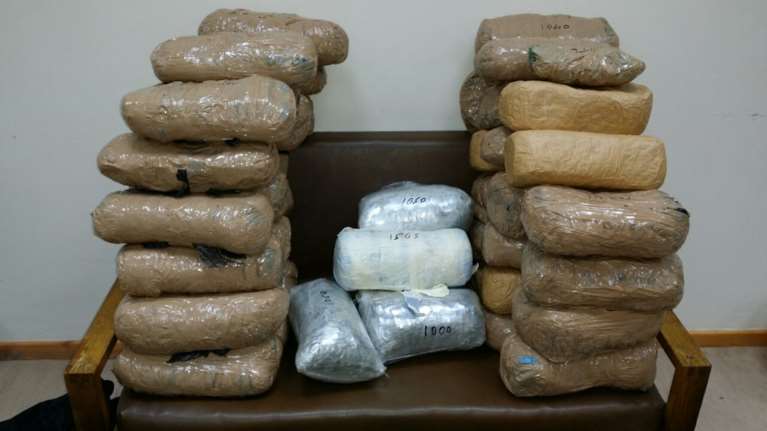 Η ΕΛΑΣ εξαρθρώνει μεγάλο κύκλωμα ναρκωτικών- σε εξέλιξη