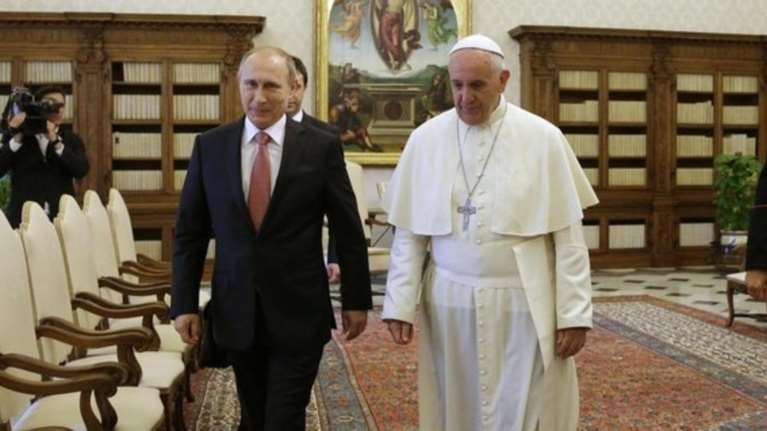 Ο Πούτιν ξεπέρασε σε δημοτικότητα τον Πάπα