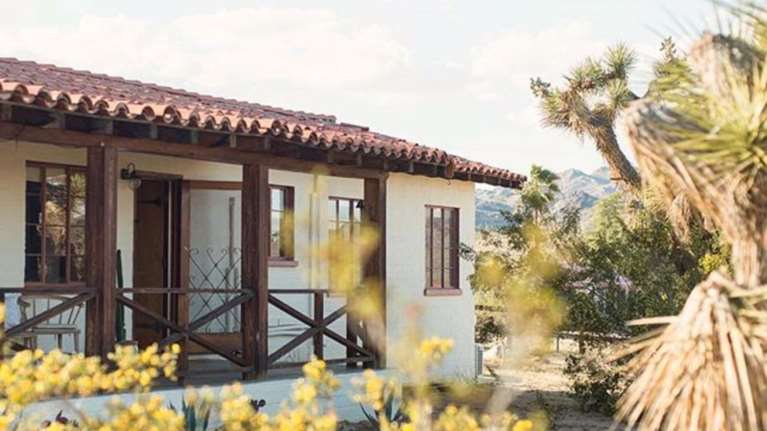 Αυτό το σπίτι στην καρδιά της ερήμου θα σας μαγέψει